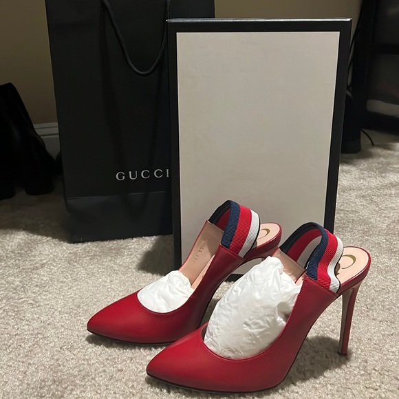 Brand new beautiful Gucci heels